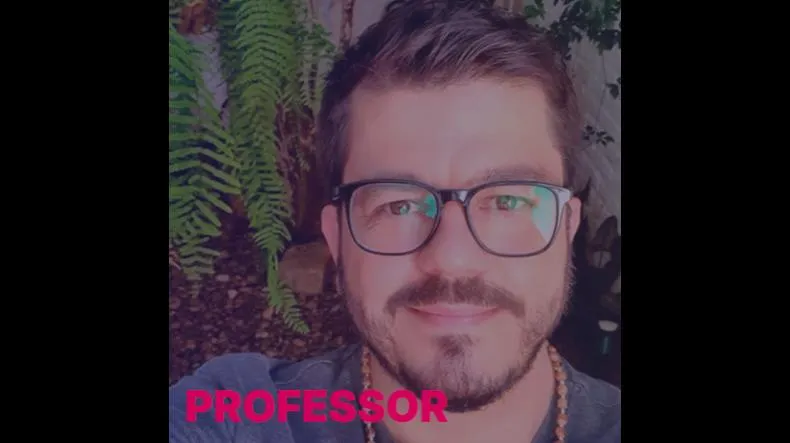 professor Edu do Curso de arquitetura da informação